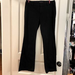 Banana Republic Ryan Fit unlined black pants.  Size 8.